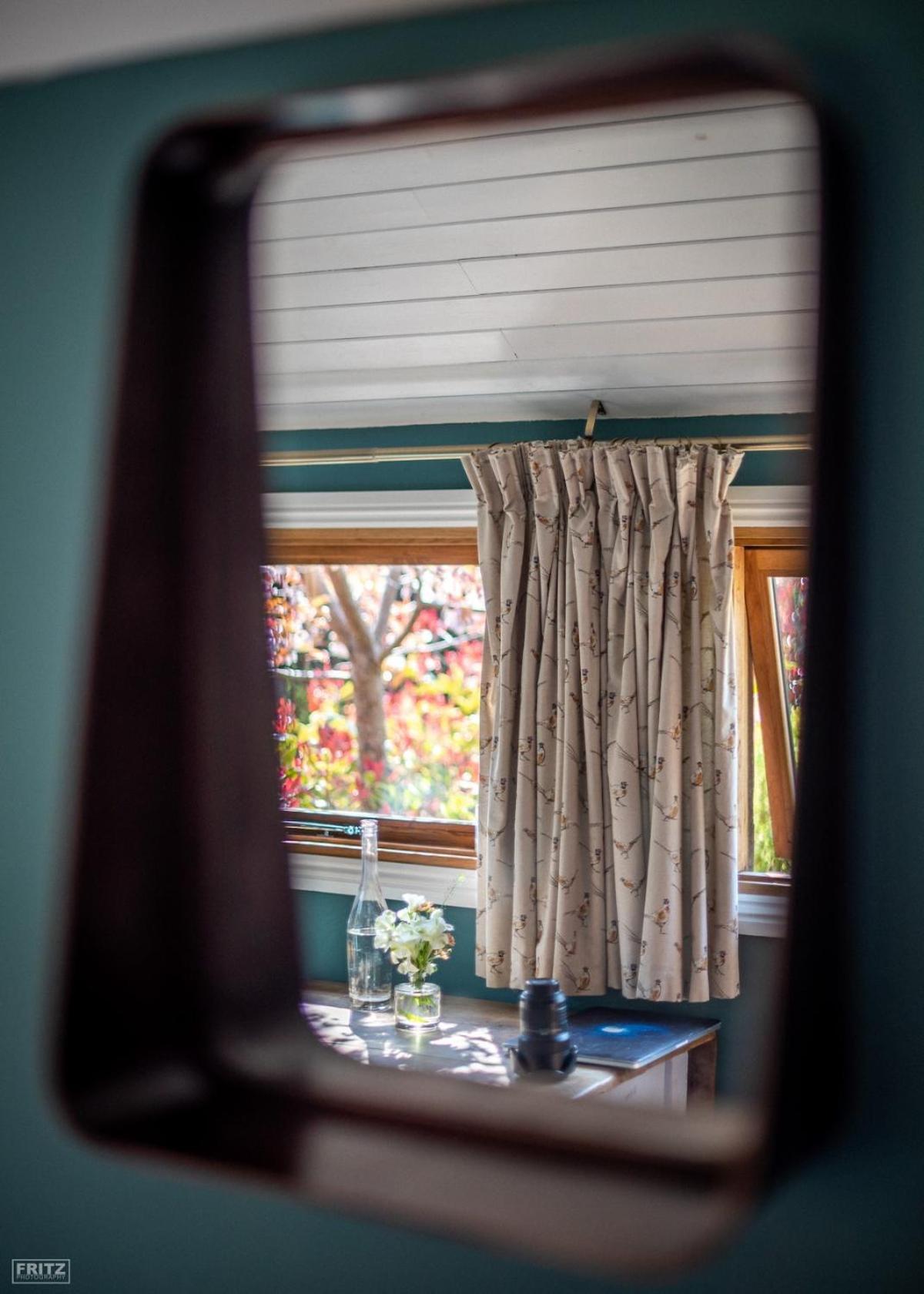 The Tool Shed Nestled In Idyllic Countryside Villa Linchmere Bagian luar foto